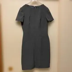 TAHARI 半袖 ストライプ ワンピースのサムネイル