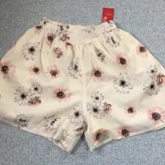 F 新品　アースミュージック　パンツ花柄