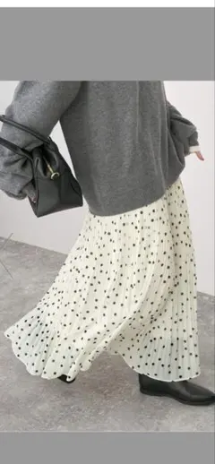 《新品未使用》ドットプリーツイージースカート