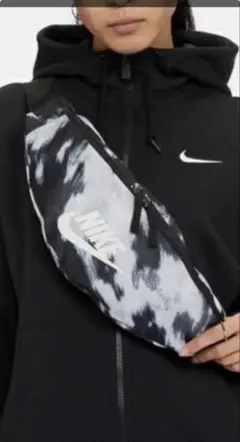 Item thumbnail for item db518b52-ad7e-48d4-b8dc-076022a9331c