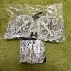 カシュクールレース脇高ブラ(R) ブラジャー&ショーツ