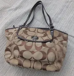 coach　signature　ハンドバッグ