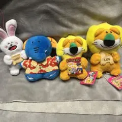 たべっ子どうぶつ　ぬいぐるみ　キーホルダー　4つ