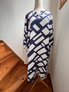 Item thumbnail for item 2f2e4e71-46d6-434f-8eee-e8655e9dbc32