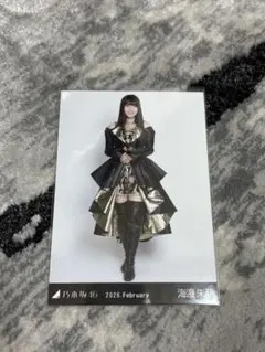 乃木坂46 賀喜遥香 スペシャル衣装48 ヒキ - メルカリ