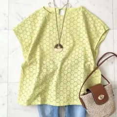 美品♪B&Yユナイテッドアローズ　綿　カットワークレースフレンチスリーブブラウス