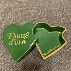 Fleurs d'été フルールドエテハート型 陶器 皿小物入れ 風呂敷付き Fleurs d'été フルールドエテハート型 陶器 皿小物入れ 風呂敷付き