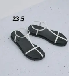 ADAM ET ROPE' オフホワイトサンダル 23.5のサムネイル