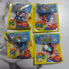 【未開封】セブンイレブン限定　ポケモンストラップ　4個セット