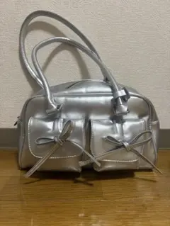 シルバー リボン付きハンドバッグのサムネイル