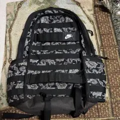 NIKE ペイズリー柄 バックパック リュックのサムネイル