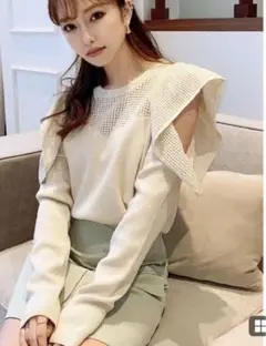 resexxy美品オープンショルダーメッシュ春トップス美品★オフホワイトのサムネイル