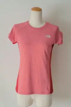 新品タグ付き難ありＴＨＥＮＯＲＴＨＦＡＣＥノースフェイスＴシャツレディースＳ