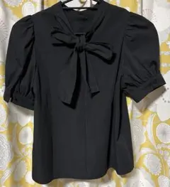 【新品未使用】INGNI イング バックリボンブラウス シャツ Mパフスリーブ