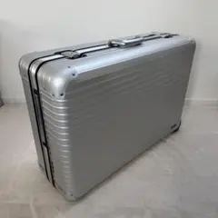 RIMOWA シルバーインテグラル Vintage 大型キャリーケース 104Lのサムネイル