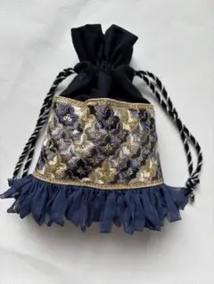 ネイビーのインド刺繍リボン巾着袋