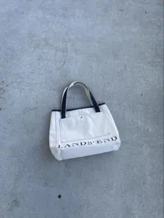 Item thumbnail for item fc668fc2-9d81-441b-bdd9-cea0850cc105