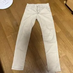 ベージュ デニムパンツのサムネイル
