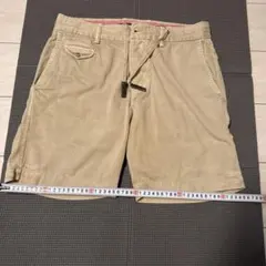 DIESEL ベージュ ショートパンツ