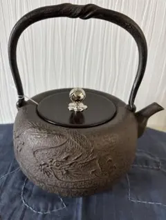 南部鉄瓶 茶道具 丸龍1．8L銀摘銅蓋鋳鉄製
