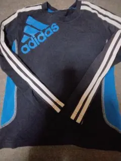 adidas 長袖カットソー 黒/青