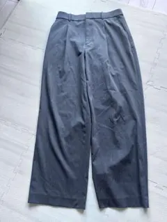 グレー タックワイドパンツ ユニクロ UNIQLO