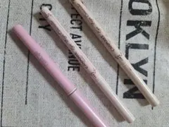 Item thumbnail for item 0cc5a1fb-5052-4bf1-8e9e-fc9b18c8013e