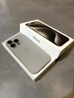 【美品】Apple iPhone 15Pro 256GB SIMフリー