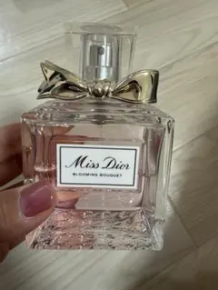 新品 Dior Blooming Bouquet 香水 50mlとリップクリーム - メルカリ