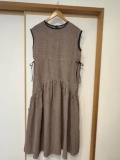 チェック柄ノースリーブワンピース