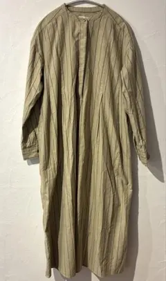 アーバンリサーチドアーズ　タックデザインワンピース　フォークアンドスプーン