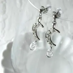 No.965メタル月と星＆透明雫スタッドピアス　サージカルステンレス