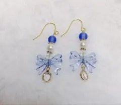 青色リボンデザインピアス　推し活　推し色