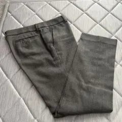 美品　スーツカンパニー　レディーススラックス　グレー　40サイズ