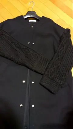 レディースブラックコート