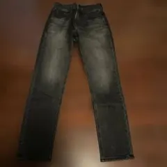 UNIQLO JEANS ダークグレー ストレートデニム 23