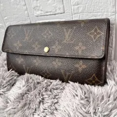 ルイヴィトン　ポルトフォイユサラ　長財布　モノグラムキャンバス