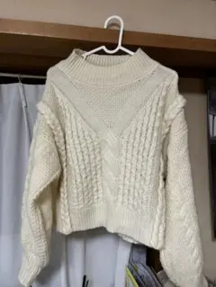 アイボリー ケーブルニット セーター Fサイズ