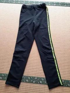 ラブトキシック　黒のボトムス スパッツ　160