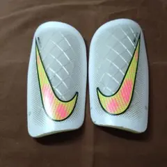 Item thumbnail for item 5ebbe46f-f84b-4ecd-a1ae-ab4d0e42ff99