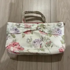 も*。様 ローラアシュレイ　バッグインバッグ