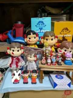FUJIYA 不二家ぺこちゃん⭐︎人形⭐︎ 紙手提げ6枚 FUJIYA 不二家ぺこちゃん⭐︎人形⭐︎ 紙手提げ6枚 - メルカリ