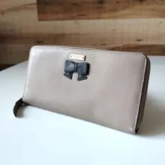 ケイトスペードニューヨーク　リボン　ベージュ　長財布