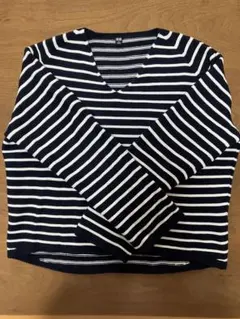 UNIQLO ストライプ Vネック 長袖セーター