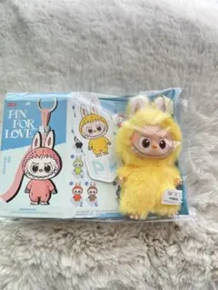 POP MART ぬいぐるみ イニシャルP