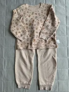 ユニクロ キルトパジャマ 120 シルバニアファミリー