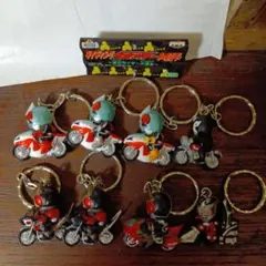 ライディング仮面ライダーキーホルダー　新旧ライダー大集合　全8種セット