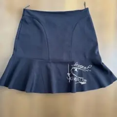 黒 フレアスカート メッセージ刺繍付きのサムネイル