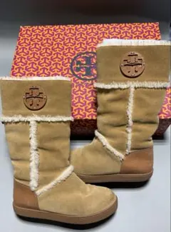 Tory Burch ベージュファー付きムートンブーツのサムネイル