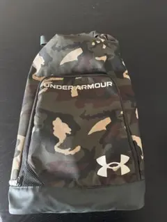 UNDER ARMOUR ❗️アンダーアーマー迷彩　美品シューズケースのサムネイル